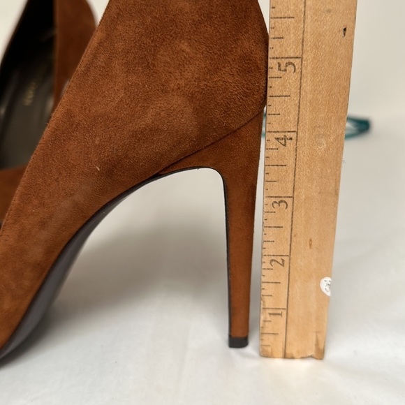 Stuart Weitzman Suede Heels NWOT - Picture 6 of 7